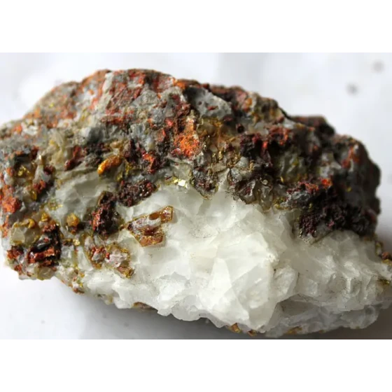 اختبار المعالجة المتكاملة للمعادن-الميتالورجيا المتكاملة على الخام المتعدد الفلزات المصاحب