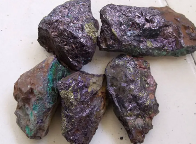 اختبار الفصل بين النحاس والموليبدينوم