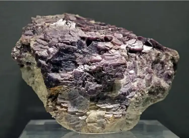 اختبار التقنية المستخدمة لاستخلاص الليثيوم من الليبدوليت