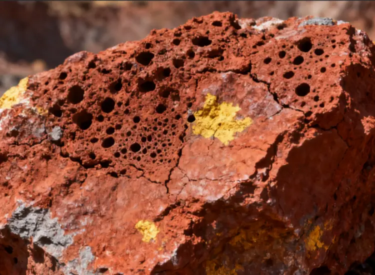 اختبار المعالجة المعدنية المتكاملة لركاز النيكل اللتريتي المتكامل