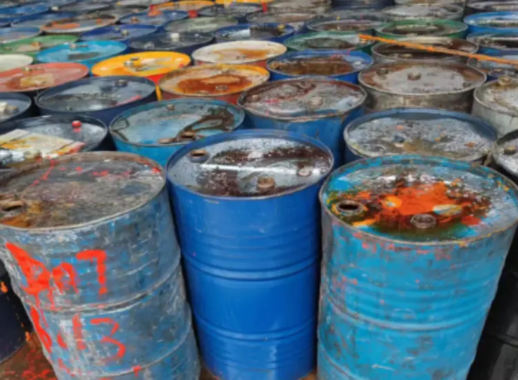 اختبار استعادة المعادن الثقيلة من النفايات الصناعية السائلة